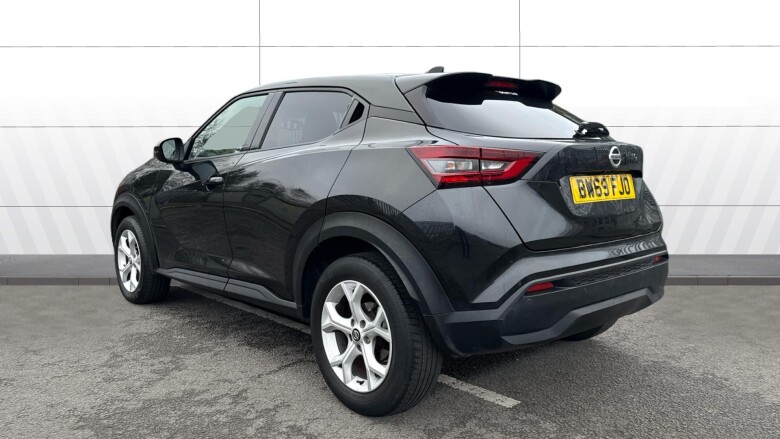 Nissan Juke 1.0 DiG-T N-Connecta 5dr Petrol Hatchback